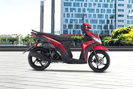 Fitur yamaha ego solariz 125 2017 •eco indicator pada spidometer •bagasi luas •rem depan cakram •etc. New Yamaha Ego Solariz Prices Mileage Specs Pictures Reviews Droom Discovery