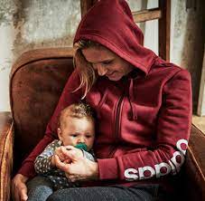 Yvonne catterfeld was born on december 2, 1979 in erfurt, german democratic republic. Olympiasiegerin Laura Ludwig Manchmal Blutet Mir Das Mama Herz Welt