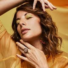 Nicole Berman's Instagram, Twitter & Facebook