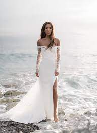 The 16 Best Wedding Dresses From 2021 Bridal Fashion Week French Wedding Dress Best Wedding Dresses Designer Wedding Dresses