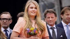 Will retweet rather than compose. Neuer Lebensabschnitt Fur Kronprinzessin Amalia Verlasst Sie Schon Bald Die Niederlande Niederlande