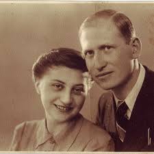 Avram Riezer and Sally Riezer