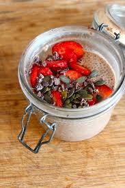 A chia é uma semente originária do sul do méxico que tem diversas propriedades: As Minhas Receitas Pudins De Chia Com Cacau E Leite De Amendoa