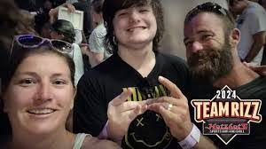 Kendrick Farrell's Instagram, Twitter & Facebook