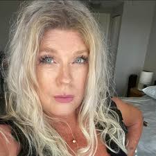 I graduated from JJ in 1973 and want to connect with others