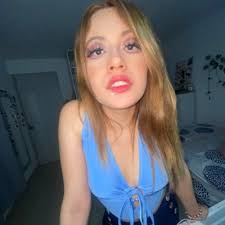 Ingrid Cortés🖤 (@_anainng)