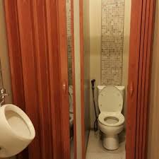 Pvc sendiri merupakan akronim dari polyvinyl chloride sedangkan upvc kependekan dari unplasticized polyvinyl chloride. Pintu Lipat Pvc Penyekat Minimalis Dan Ekonomis