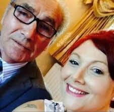 Amanda Waddington's Instagram, Twitter & Facebook