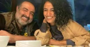 المحتوى معلومات عن نانسي صلاح والسيرة الذاتية وقصة حياتها أعمال نانسي صلاح مسلسلات وأفلام و مسرحيات بعد أغلاق برنامج snl بالعربي ، من القرار الصادر من المجلس الأعلى لتنظيم الإعلام. Ù‚Ø³Ù…Ø© ÙˆÙ†ØµÙŠØ¨ Ù†Ø§Ù†Ø³Ù‰ ØµÙ„Ø§Ø­ ØªÙ†ÙØµÙ„ Ø¹Ù† Ø§Ù„Ù…Ø®Ø±Ø¬ Ø³Ø§Ù…Ø­ Ø¹Ø¨Ø¯ Ø§Ù„Ø¹Ø²ÙŠØ² ÙˆØªØ­Ø°Ù ØµÙˆØ± Ø§Ù„Ø®Ø·ÙˆØ¨Ø© Ø§Ù„ÙŠÙˆÙ… Ø§Ù„Ø³Ø§Ø¨Ø¹