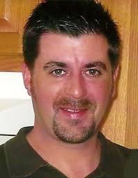 Daniel Rosenau's Instagram, Twitter & Facebook