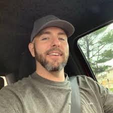 Jeffrey Usher's Instagram, Twitter & Facebook