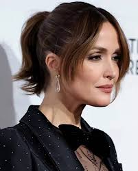 RoseByrne (@fullyrosebyrne) last night at the 2026 National Board Of Review  Gala #NBRFilm in New York🖤 @ifihadlegsmovie 🌟💫✨⭐️ 👗 @kateyoung assisted  by @nataliepagegilhool 💇🏻‍♀️ @harryjoshhair assisted by @hannan.siddique  💄 @hungvanngo ...