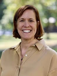 We are delighted to welcome Jill Gerber as our new Assistant Director of  Upper and Middle School! Jill's journey in education began at the  University of Chicago and continued with coursework at