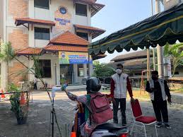 Beberapa fakultas juga menyelenggarakan program internasional baik pada program sarjana maupun pascasarjana. Kuliah Tatap Muka Dimulai Umsida Terapkan Prokes Ketat Universitas Muhammadiyah Sidoarjo