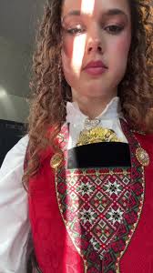 Emma Ylvisaker Og Anna