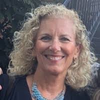 Suzanne Ritter's Instagram, Twitter & Facebook