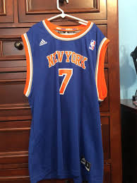 Find the latest in carmelo anthony merchandise and memorabilia, or check out the rest of our nba basketball gear for the whole family. Carmelo Anthony Youth Xl Knicks Jersey Sidelineswap