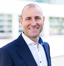 Getting to know the UBO & selecting the right advisor