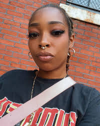 Tracy Templin's Instagram, Twitter & Facebook