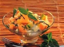 Recette Salade De Melon Et Concombre 750g Recette Salade Melon Sauce Yaourt Recettes De Cuisine