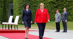 În după amiaza aceleiași zile, președintele maia sandu va avea o discuție cu cancelarul german, doamna angela merkel. Angela Merkel A Intampinat O Pe Maia Sandu La Berlin Primele Imagini
