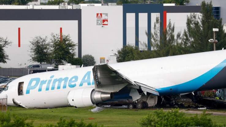 Five dead after Amazon plane overshoots runway at Miami International Airport - follow live - BBC News