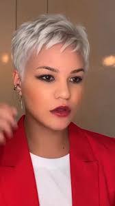 Nancy Melo's Instagram, Twitter & Facebook