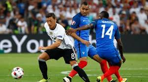 L'allemagne et la france s'affrontent jeudi. Euro 2016 Adieu Et Merci La France La Lettre Poignante De Mesut Ozil L Express