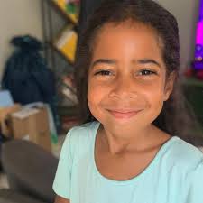 Leslie (@redwildcard) • Instagram photos and videos