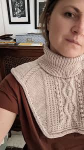 Ravelry: ROSA neckwarmer pattern by Imke von nathusius