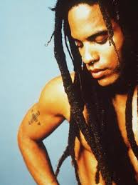 Why Kylie Minogue is so un-Lucky in love?