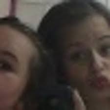 Hannah Charters (@HannahCharterss)