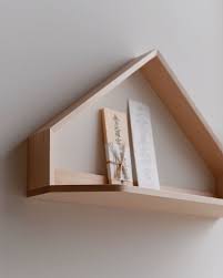 簡単 シンプルな神棚の作り方は 自作の簡易神棚の置き方や祀り方も belcy インテリア 収納 玄関 風水 インテリア 家具