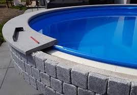 Poolakademie De Bauen Sie Ihren Pool Selbst Wir Helfen Ihnen Dabei Hinterhof Pool Landschaftsbau Gartenpools Pool Im Garten