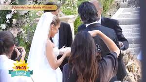 Maybe you would like to learn more about one of these? Sat 1 Fruhstucksfernsehen Sylvie Meis Die Perfekte Traumhochzeit Facebook