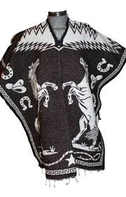 Excelente jorongo gabán artesanal, con el calendario azteca, 100% mexicano, unisex, color gris con blanco, hecho artesanalmente en telar por manos mexicanas, textura suave y afelpado por dentro. Null Mercado Libre