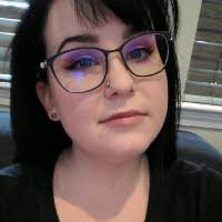 Lacey Thibodeaux's Instagram, Twitter & Facebook