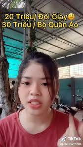 Học sinh trường quốc tế đi cắt tóc 50k 'bo' thợ hẳn 450k, tưởng xài tiền  bạt mạng hoá ra lại có suy nghĩ đáng nể!