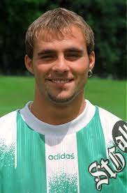 His greatest success was the swiss championships with fc st. Die Stationen Giorgio Continis