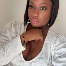 Désormais faites accompagner chacune de vos montres avec un de nos  bracelets au design Africain assortis. Pour Lui et pour Elle. Retrouvez  tous les modèles sur mathydy.com ou dans nos points de