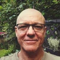 Robert Ast's Instagram, Twitter & Facebook