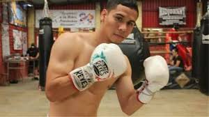 Συγκεκριμένα, άγνωστοι οι οποίοι επέβαιναν σε αυτοκίνητο τον πυροβόλησαν και. Me3iko Mafiozikh Ektelesh Toy Pygmaxoy Zilmperto Para Medina Candia Doc