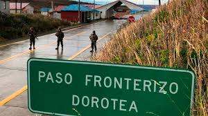 Un terremoto de magnitud 5,5 se ha producido en tarija, sur de bolivia, a 7 kilómetros de la frontera con argentina, informa el servicio geológico de ee.uu. Bolivia Refuerza El Control En Sus Fronteras Con Argentina Contra La Covid 19 El Pais Opinion Bolivia