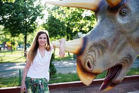 Esti pregatit sa te intorci 150 de milioane de ani inapoi? Dana Rogoz Dino Parc Rasnov
