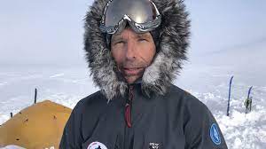 Ze legden in 55 dagen 4.044,9 kilometer af, enkel met behulp van een kite. E2xs Xs 1lc0cm