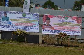 16.12.2021 · lebih lanjut, kepala bagian tata usaha (kabag tu) kemenag sulsel, faturrahman, menyampaikan bahwa imbauan tersebut telah dikoreksi agar tidak ditindaklanjuti. Ucapan Selamat Meriahkan Peresmian Asrama Haji Dan Balai Nikah