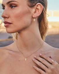 Calvin Gold's Instagram, Twitter & Facebook