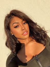 Vivian Boyce's Instagram, Twitter & Facebook