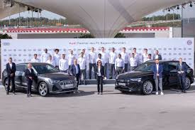 Um jogador de todos os tempos (1992) and xii fifa world cup 1982 (1982). Audi Electrifies Fc Bayern Munich Audi Mediacenter