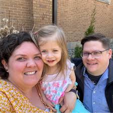 🌸 **Welcome Wednesday!** 🌸 We're so excited to share that **22 new  members** joined our Making Strides Against Breast Cancer of Detroit  Facebook family this past week! 💗 Each new face means